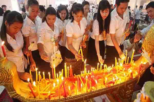halloween tradition in cambodia: pchum ben
