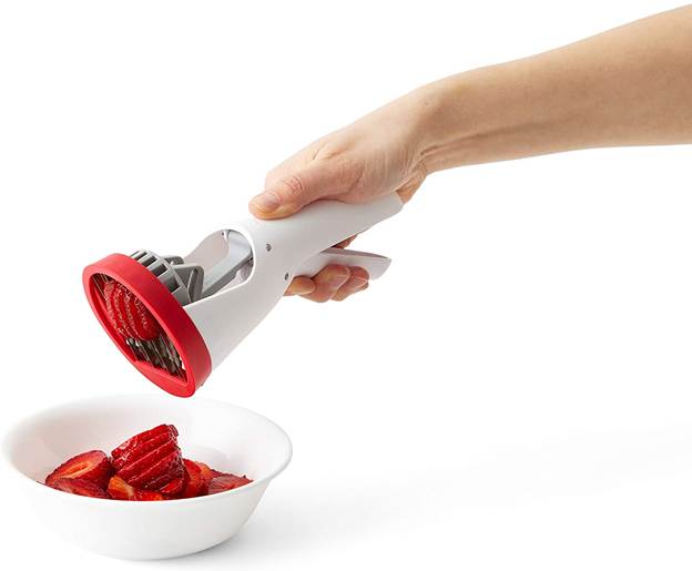 slice strawberries with smart slicer
